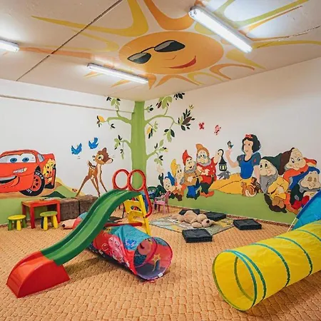 Katry With Mountain View & Balcony * Vel'ka Lomnica