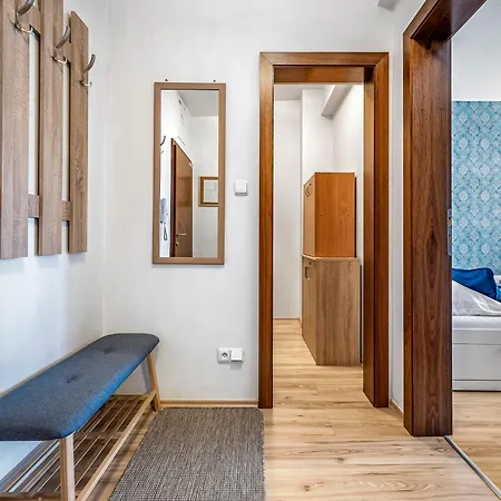 Katry With Mountain View & Balcony Apartamento *