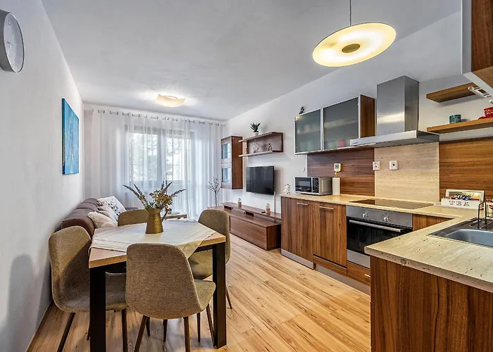 Katry With Tatry View & Balcony